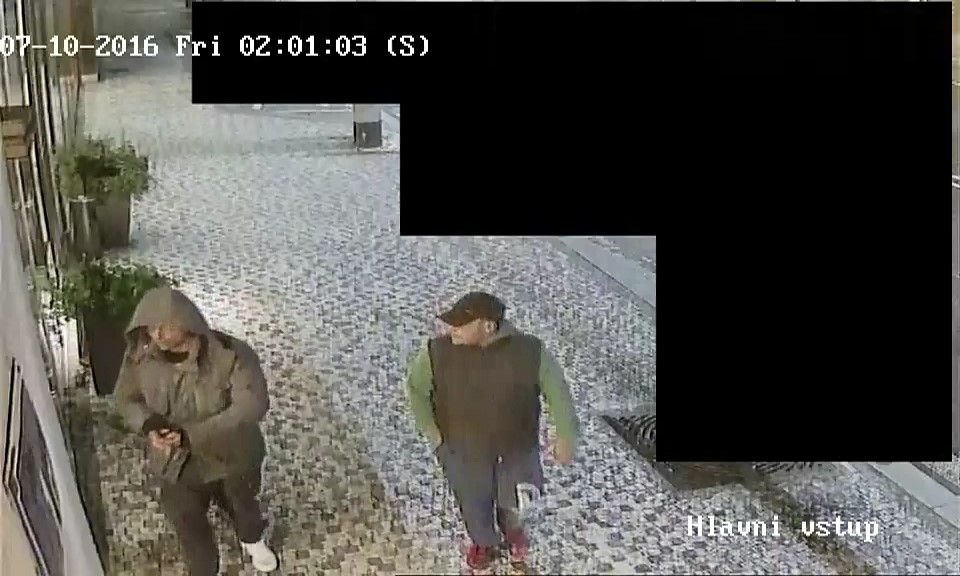 Podezřelí muži 3.jpg