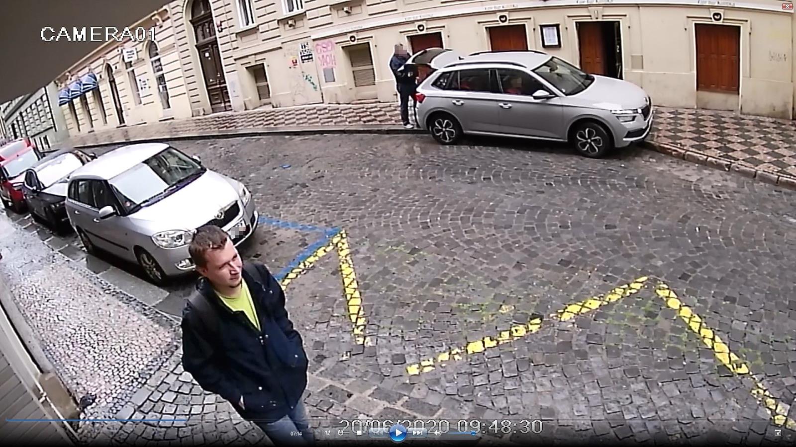 Podezřelý muž I..jpg