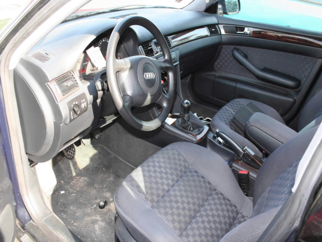 Pokus krádeže vozidla Audi
