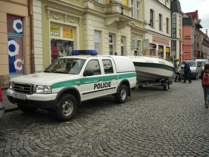 Policejní člun