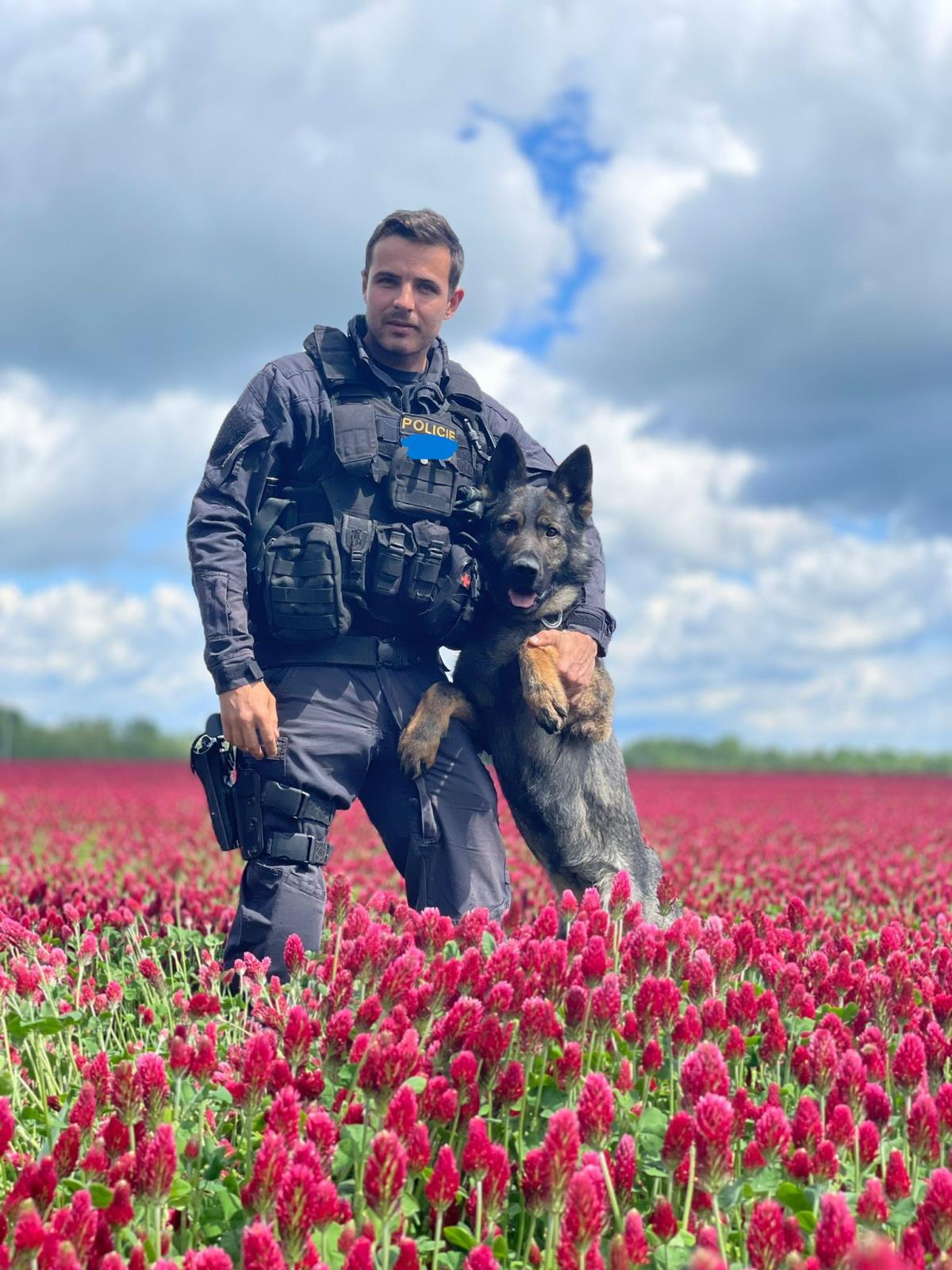 Policejní kynolog