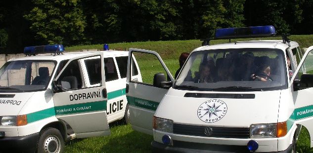 Policejní transportéry