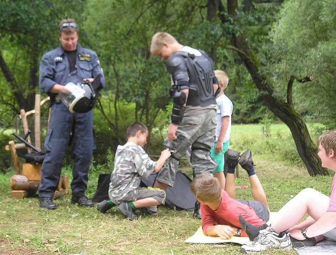 Policie na letních táborech.JPG