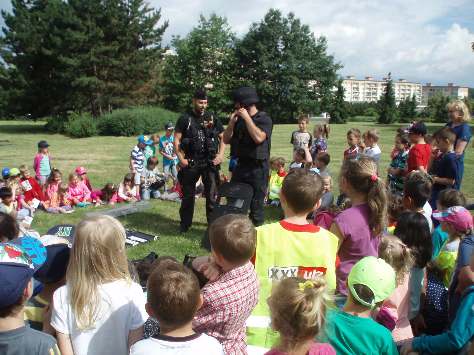 Policisté hlídkové služby