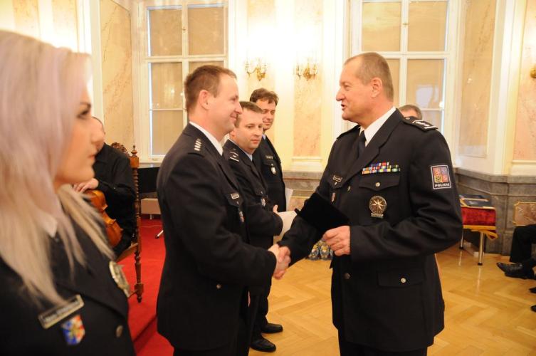 Policista a zaměstnanec roku 2012
