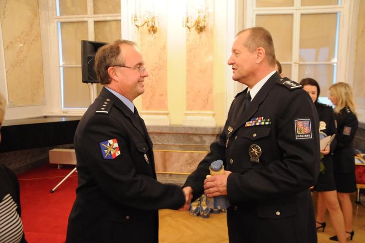 Policista a zaměstnanec roku 2012