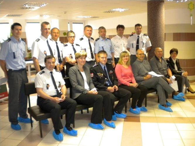Policisté darovali krev