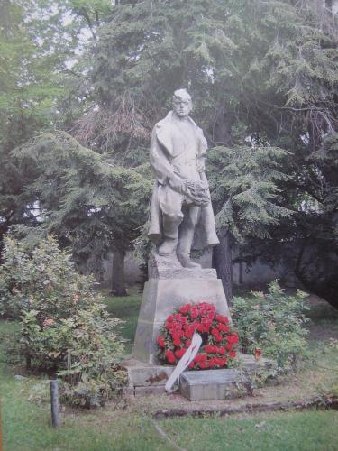 Pomník4.JPG