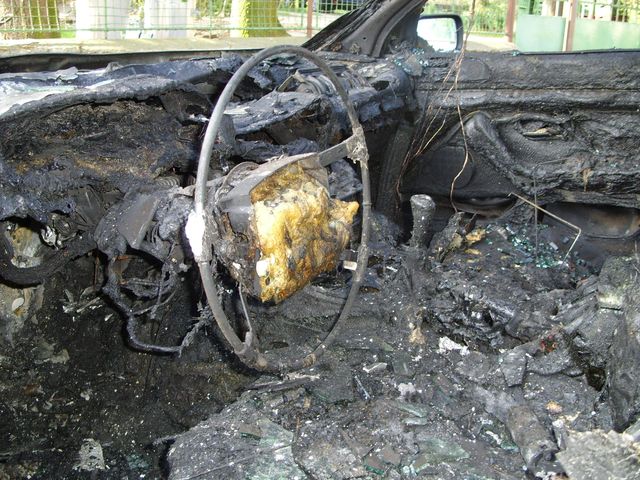 Požár auta BMW