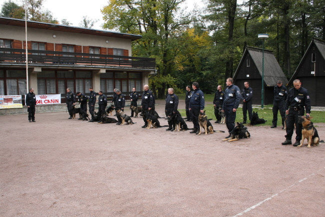 Přebor-policisté a psi