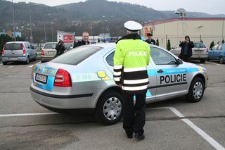 Předávání aut 4.jpg