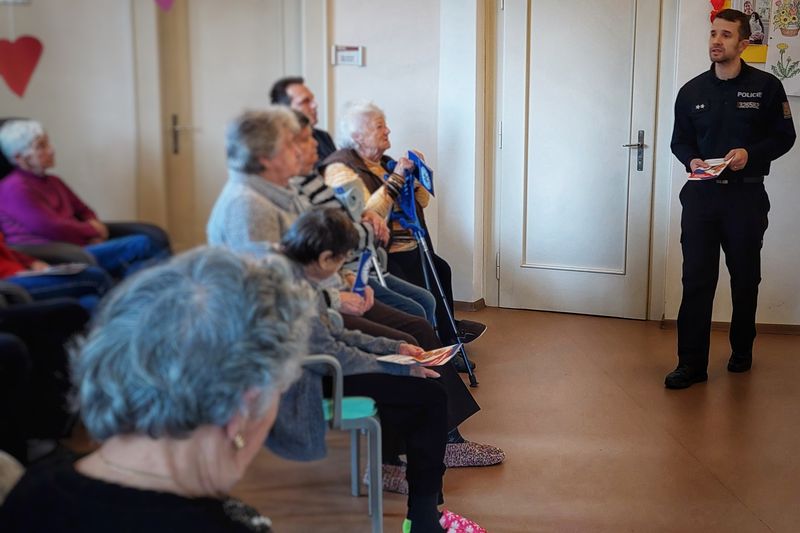 Preventivní přednáška červenokosteleckým seniorům v oblastní charitě - 27.2.2024