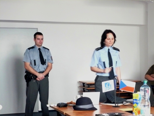 Prezentace policie ve sportovním centru 03