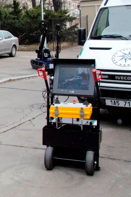 Pyrotechnický robot tEODor53