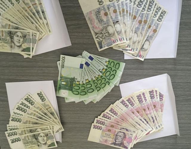 Realizace  - zajištěné finance.JPG