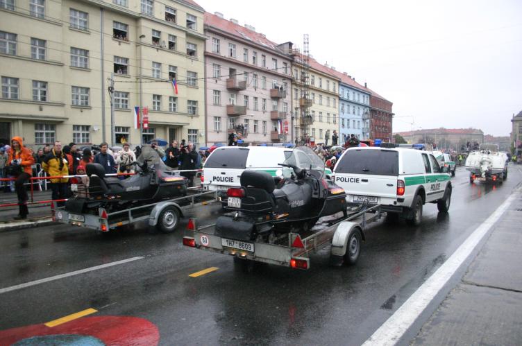 Sněžné skútry Bombardier Skandic