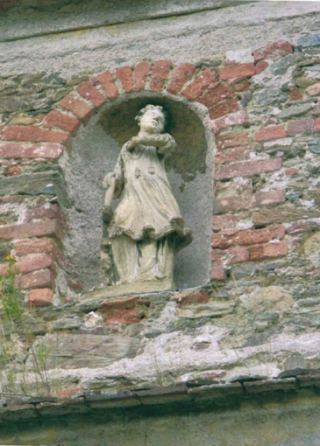 Socha světce.
