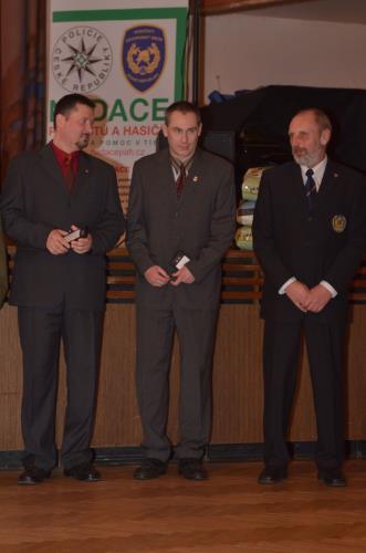 Společenský večer policie pořádali  již tradičně organizace IPA a NOS z J.Hradce.JPG