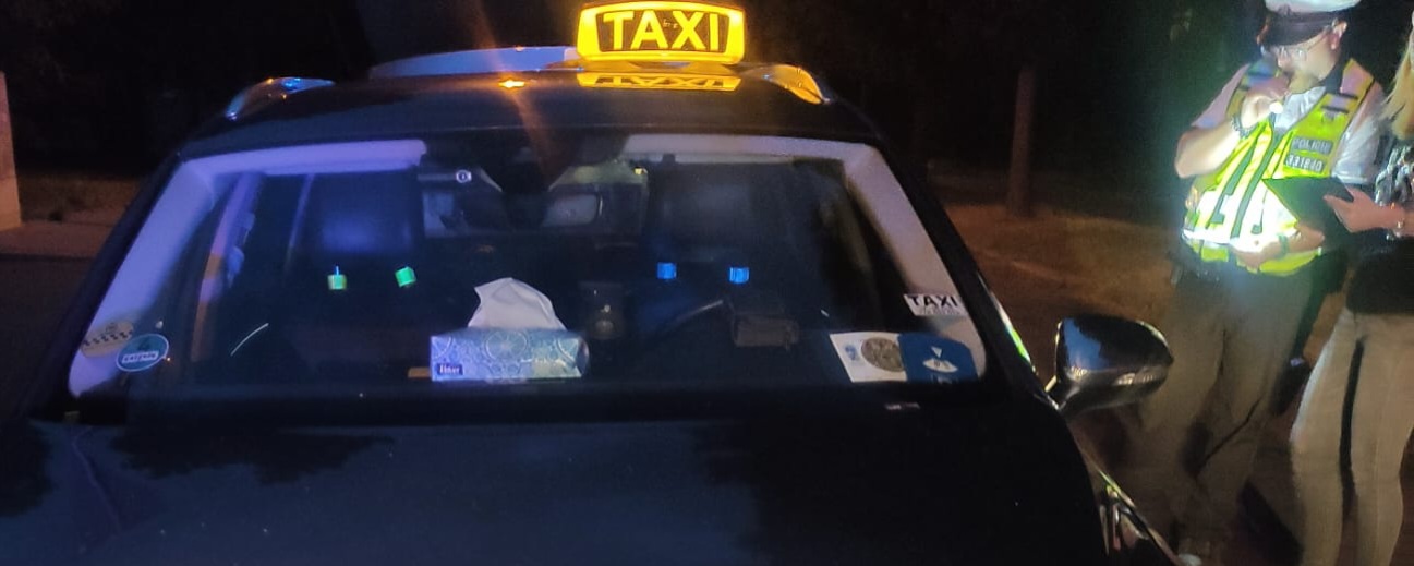 Taxi