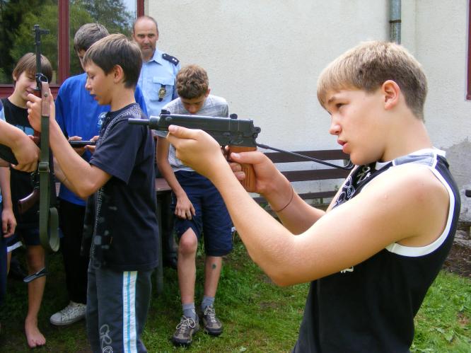 To se to střílí