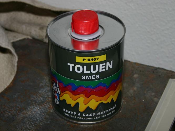 Toluen