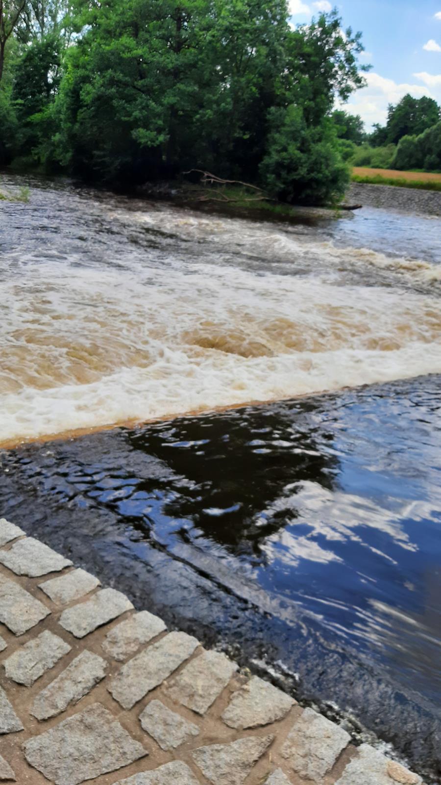 Tonutí ve Štěkni 2.
