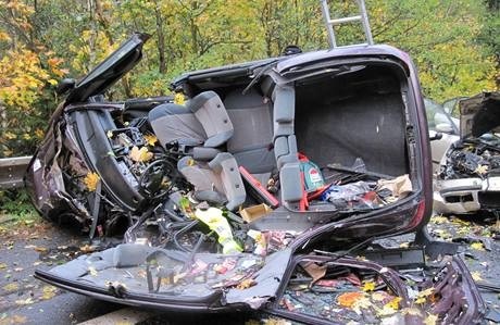 Toyota - díky pásům řidič přežil