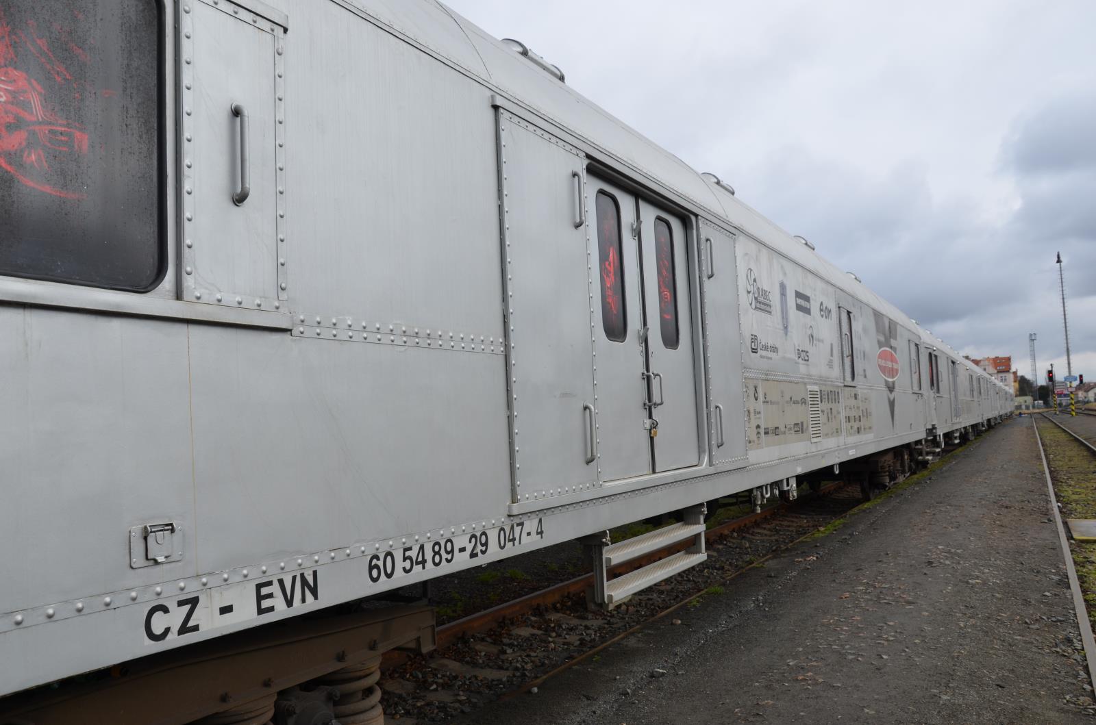 Train 1.JPG