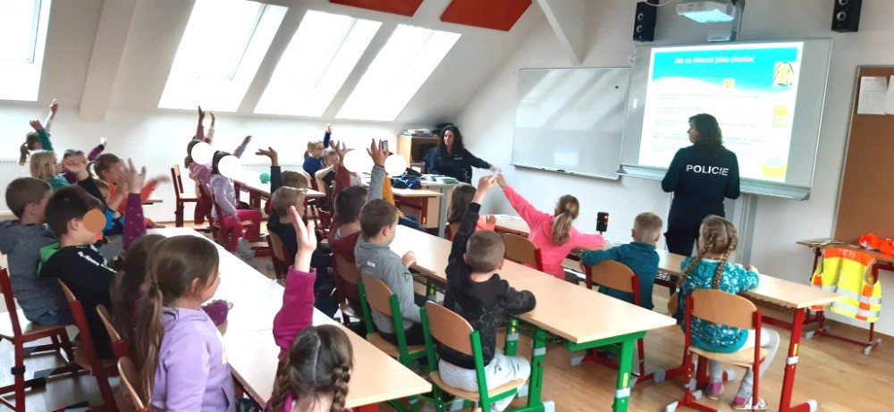 V. Dopravní výchova.jpg