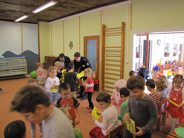 Vestičky do školek