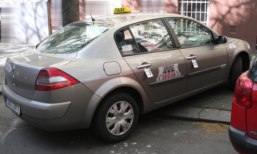 Vůz taxi Renault 2