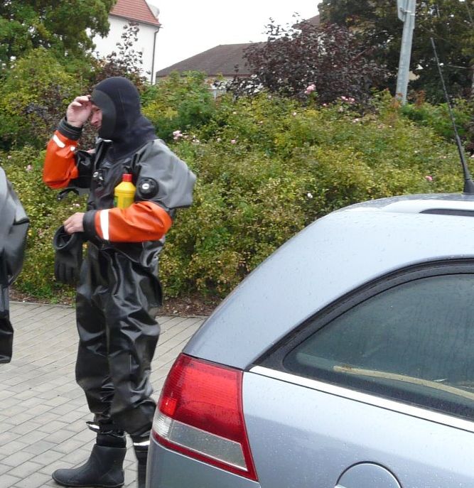 Vyproštění těla z řeky ZJ II.JPG