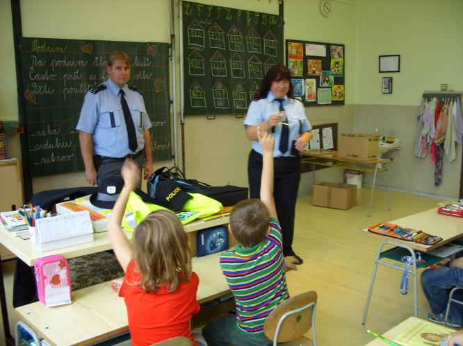 ZŠ Police n. M.