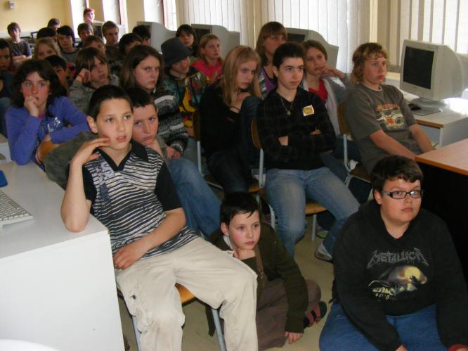 ZŠ Poříčany 6.7.třída 001.jpg