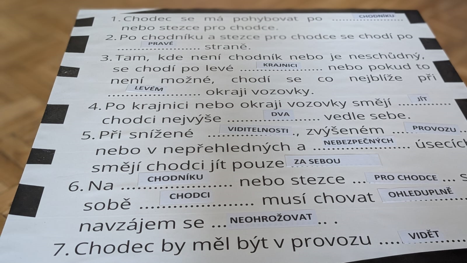Zebra se za tebe nerozhledne (4).jpg