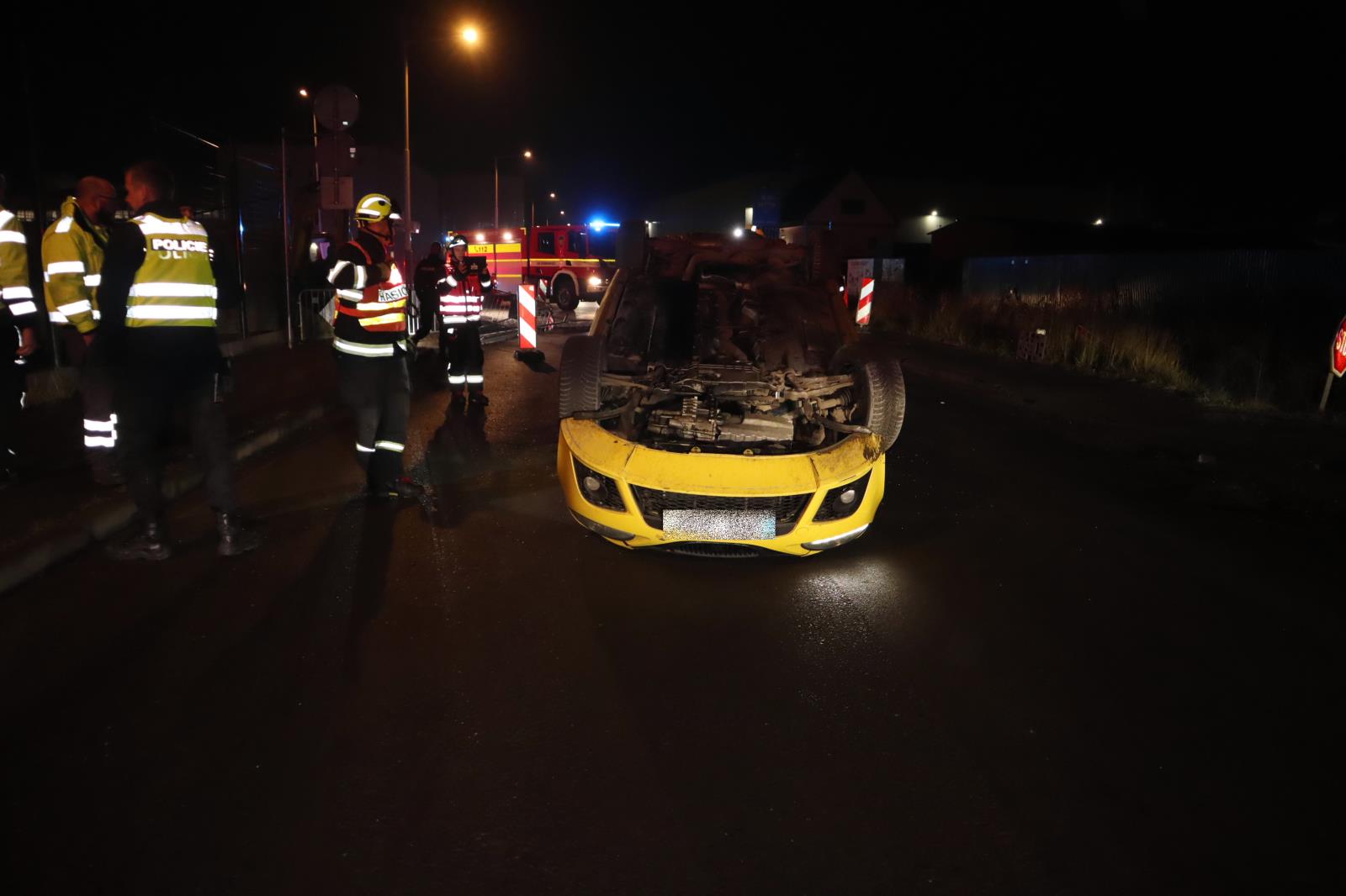 auto na střeše 1