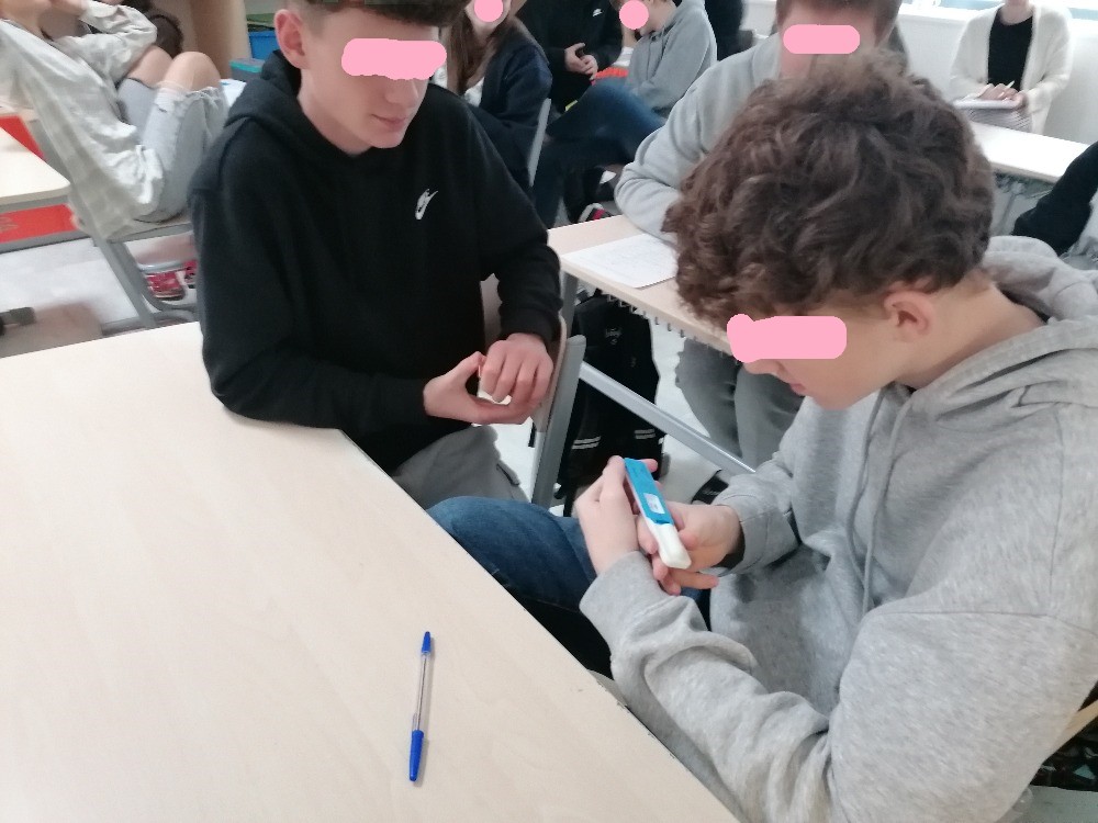 beseda s žáky ZŠ Hovorčovice 4.jpg