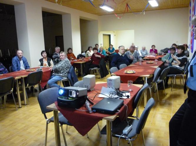 beseda senioři Úsobí.JPG