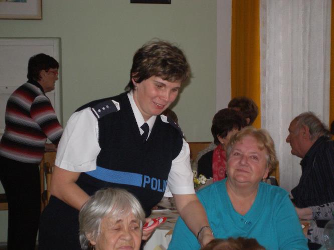 besedy senioři 3.jpg