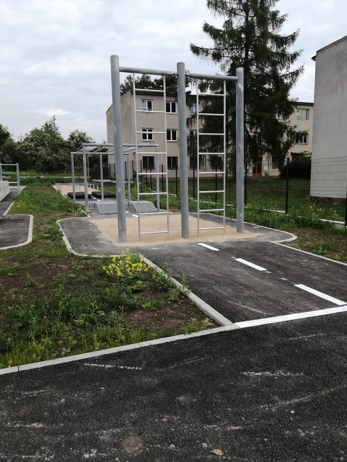 červen 2023