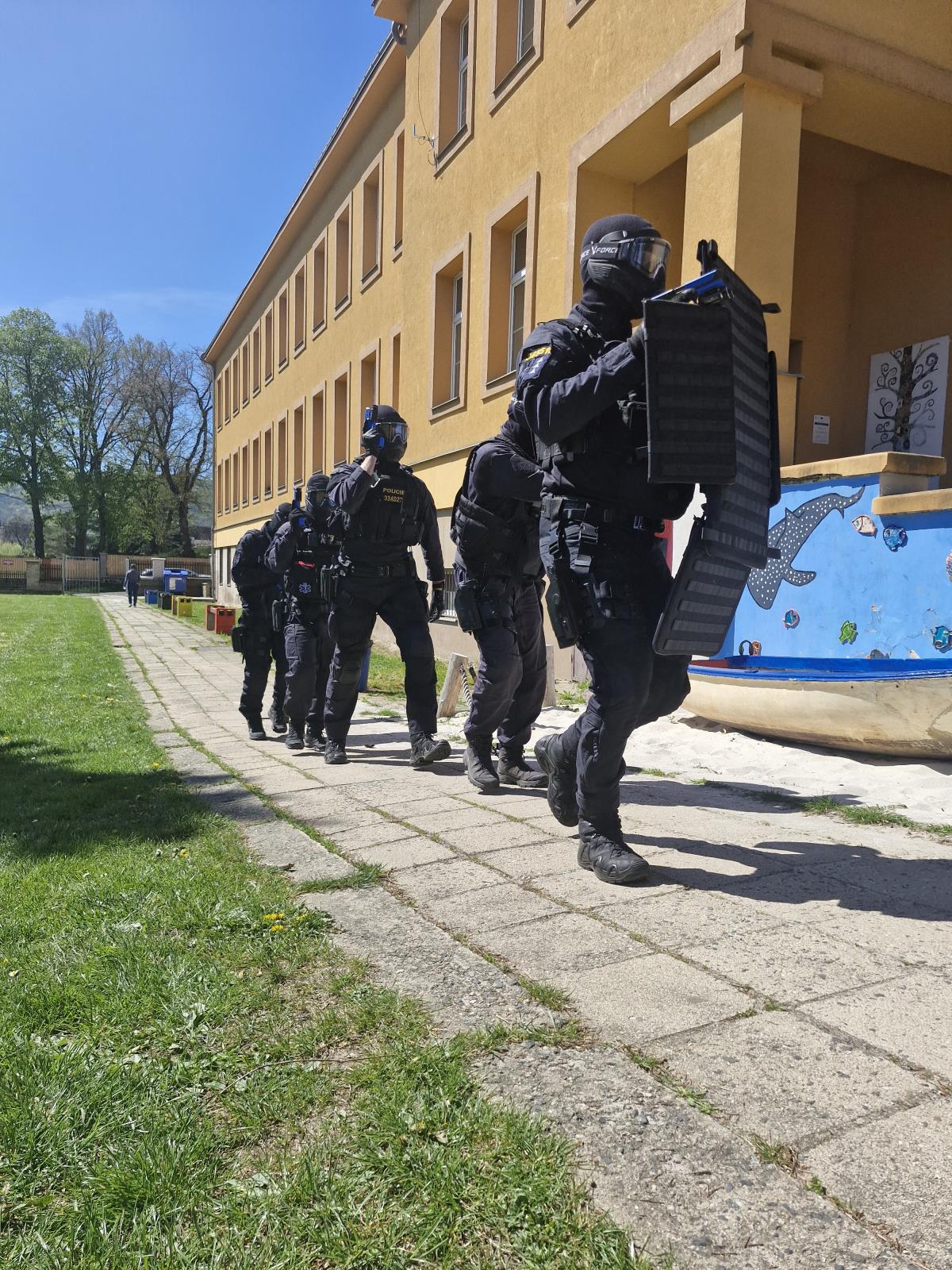 cvičení 4