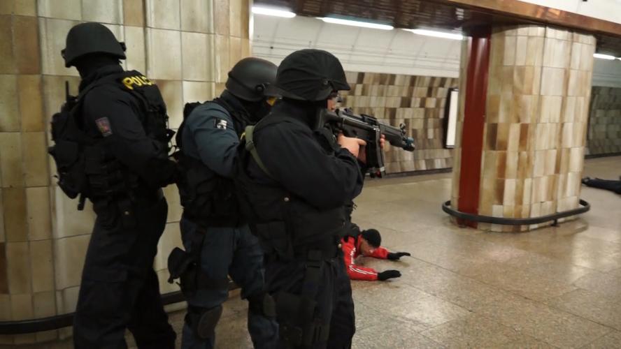 cvičení metro Florenc (3).jpg