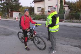 cyklisté.JPG