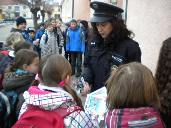 děti při kvízu.jpg
