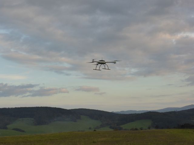 dron3.jpg