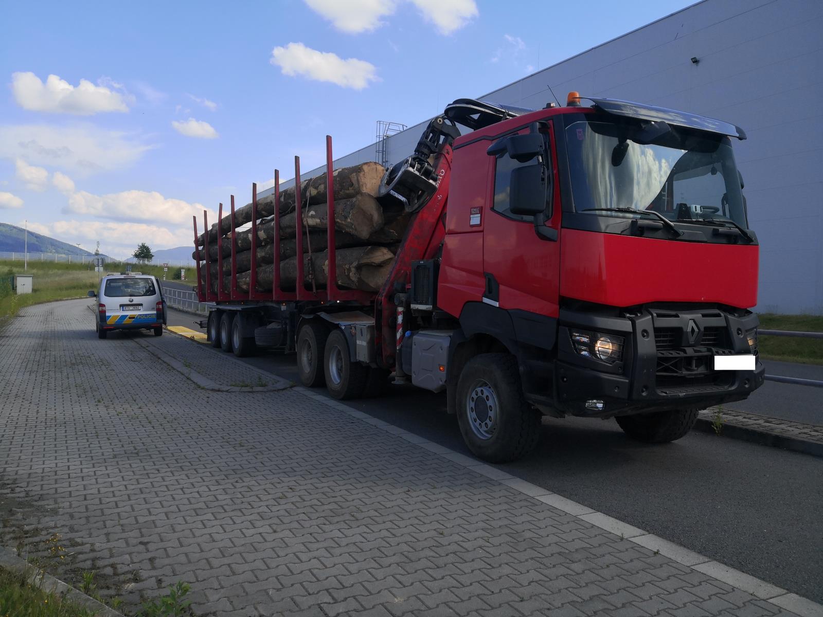 foto_přetížená jízdní souprava I..jpg
