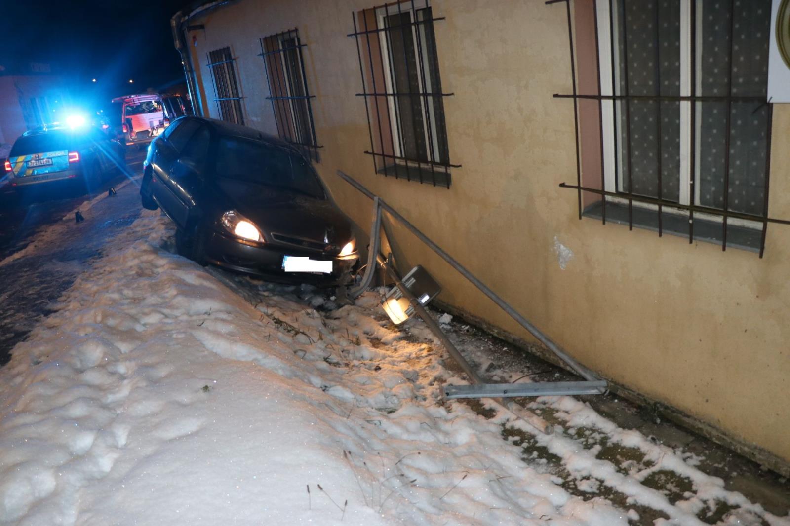 havárie osobního vozidla