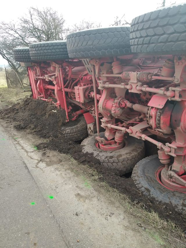 havarovaný jeřáb.jpg
