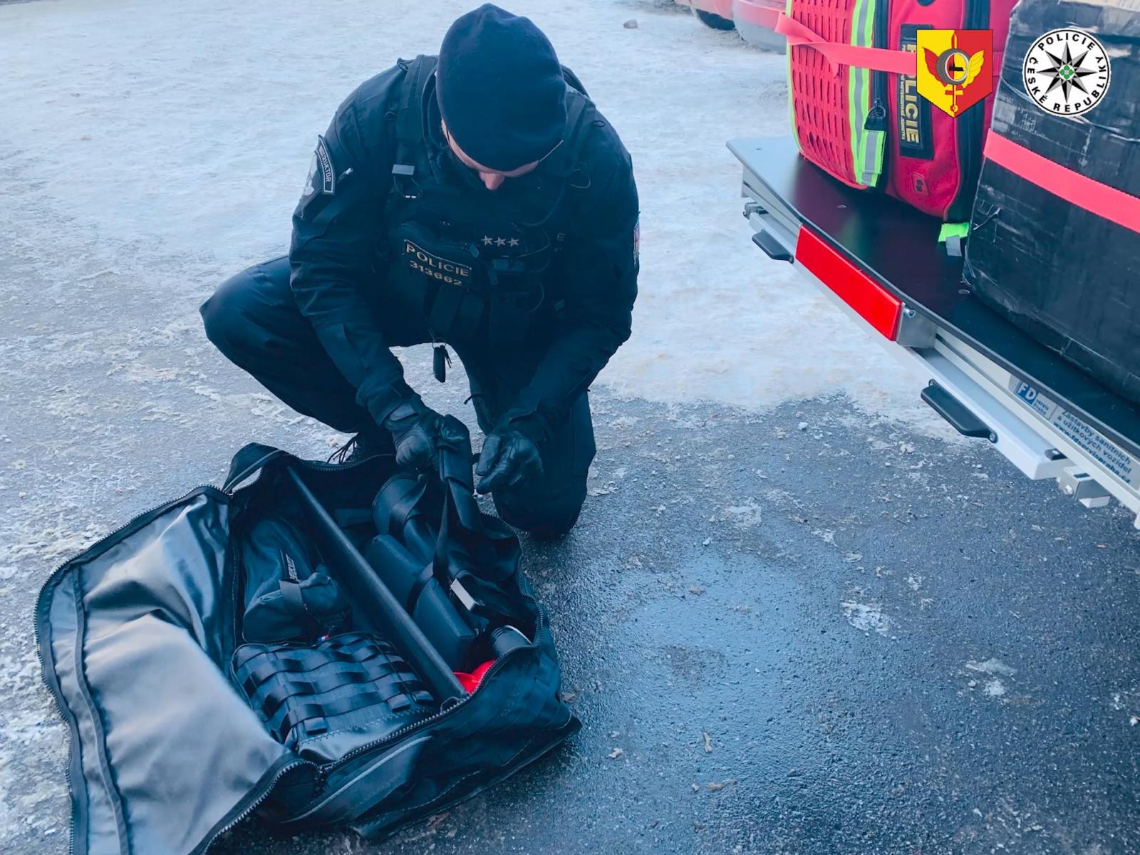 hydraulika velitel policie PMJ