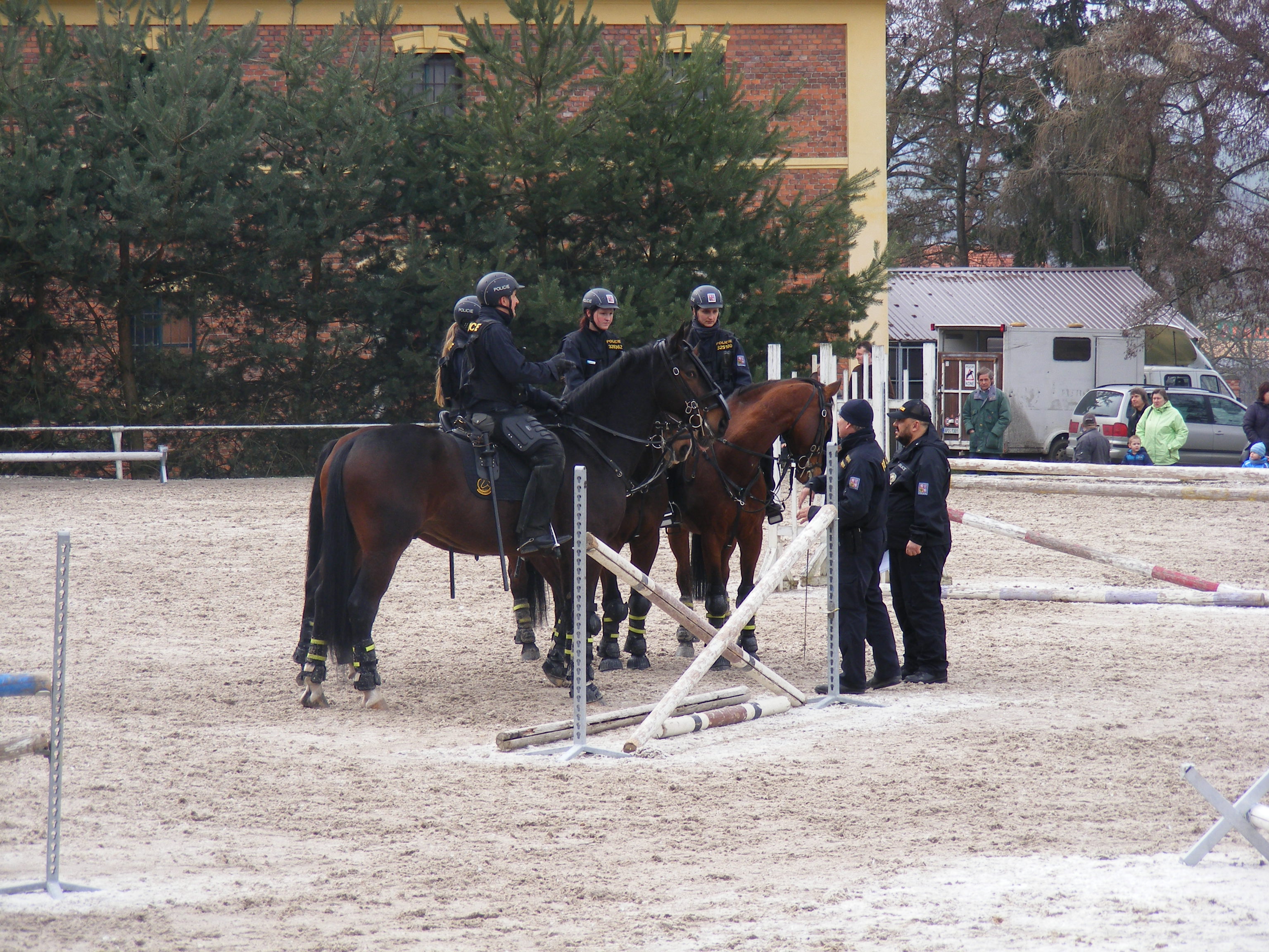 jízdní policie v Písku